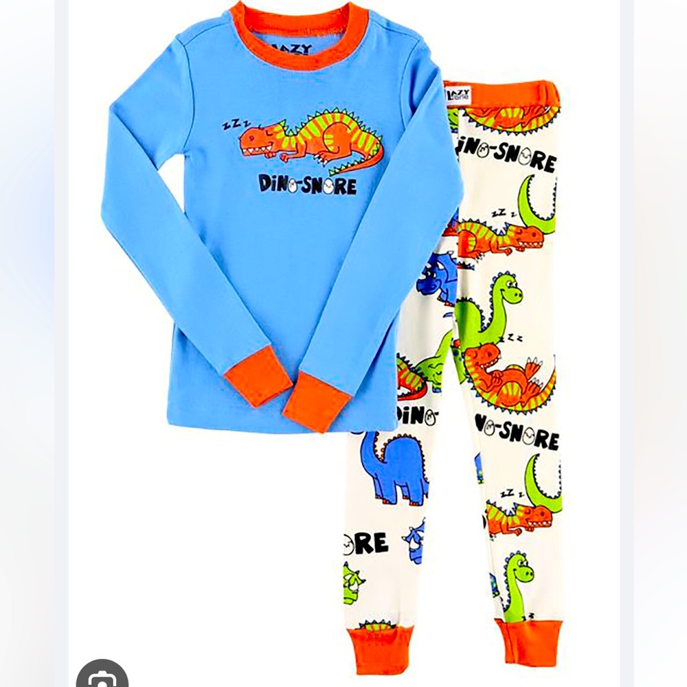 Brand New with tags! Lazy One 💯 cotton Dinosaur pajamas set. Adorable! 🦖